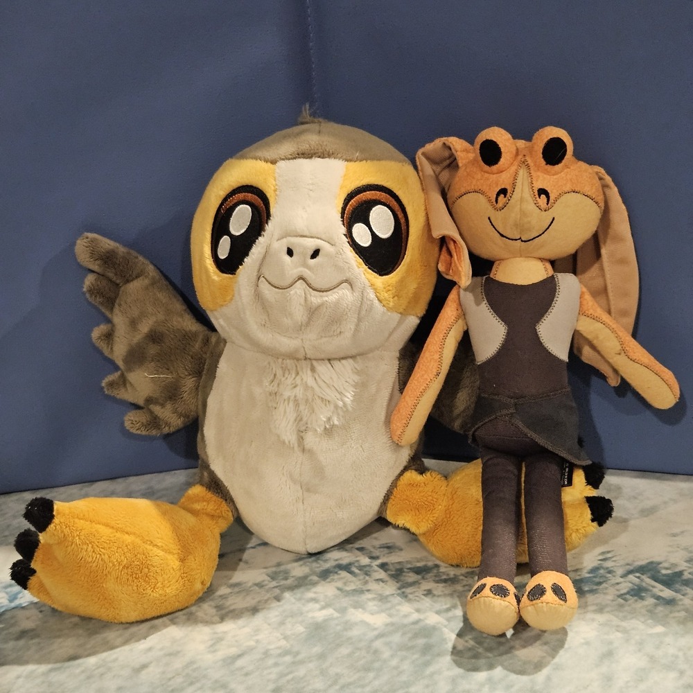 Disney Star Wars Big Feet Porg Plush & Galaxy's Edge Jar Jar Binks Plush Bundle